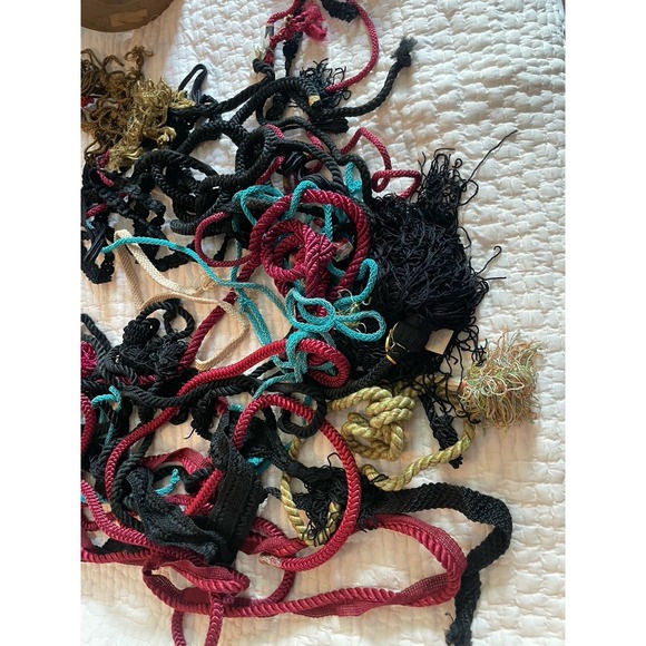 lot of  Assorted vintage 80s/90s sewing supplies Trims, Piping..see photos! - Picture 10 of 14